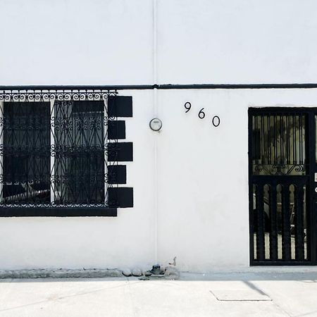 Dgm Lofts Mty Mn 960 G Centro Cerca De Todo Apartment Monterrey Luaran gambar
