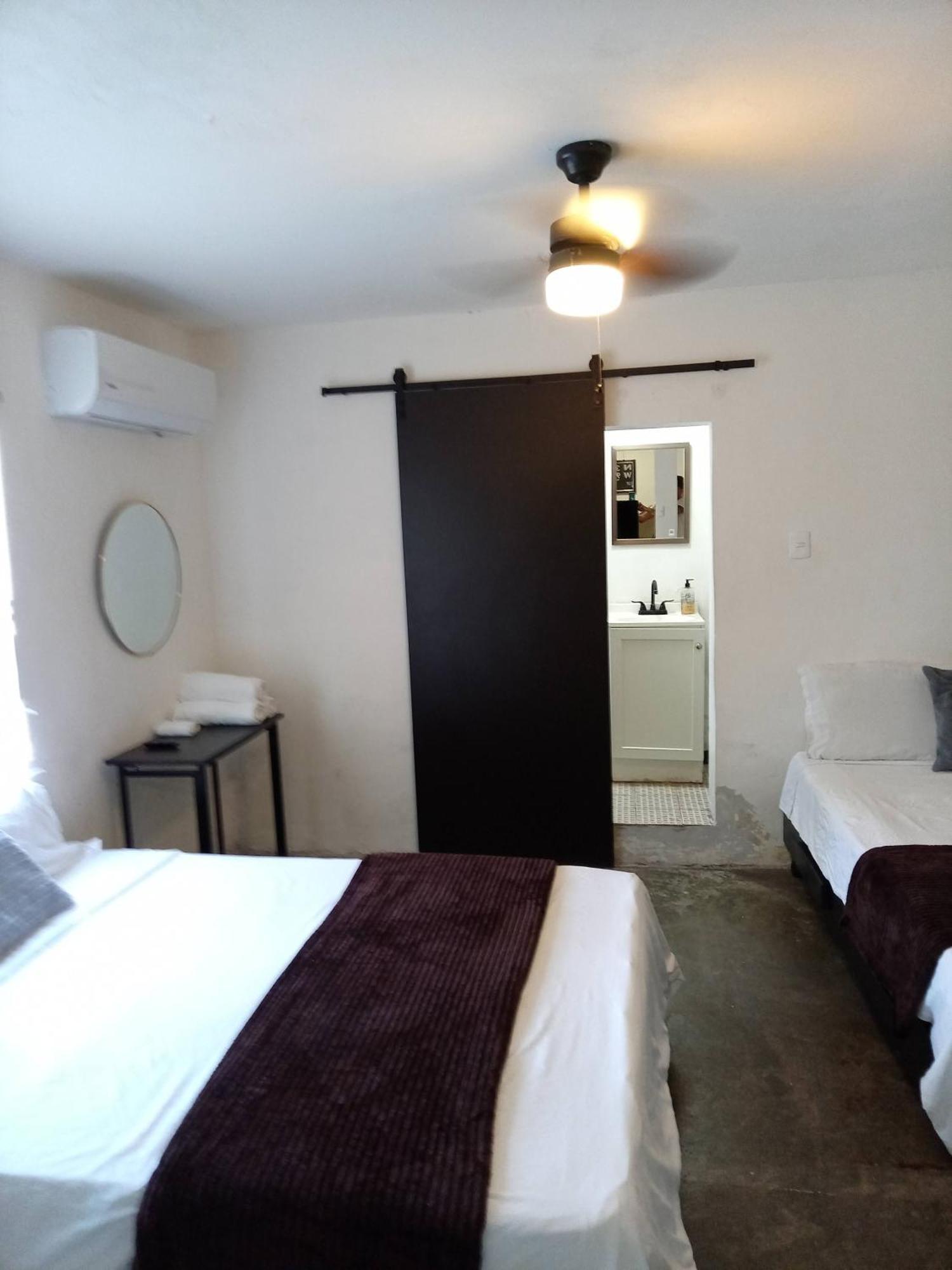 Dgm Lofts Mty Mn 960 G Centro Cerca De Todo Apartment Monterrey Luaran gambar